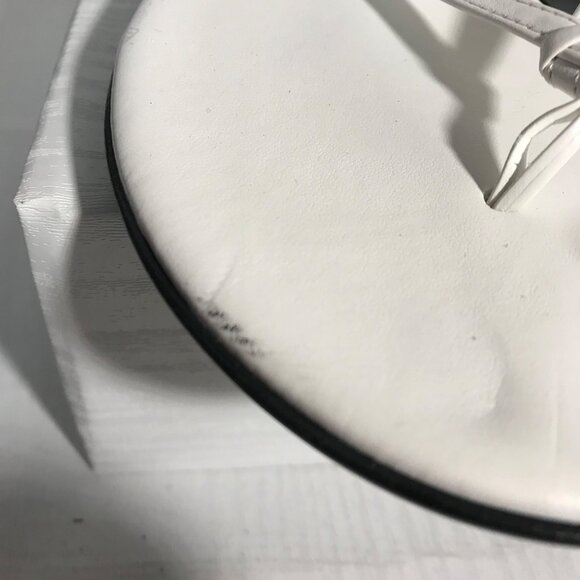 ITALIAN SHOEMAKERS Sandals White Wedge Size 8 Womens Rhinestone Embellished - Picture 8 of 9